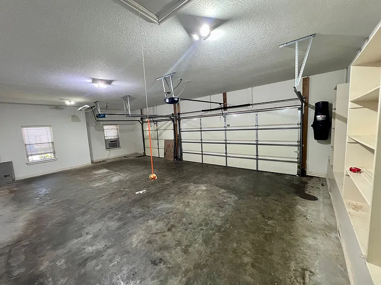 1450 Whippoorwill Ln — Photo 16