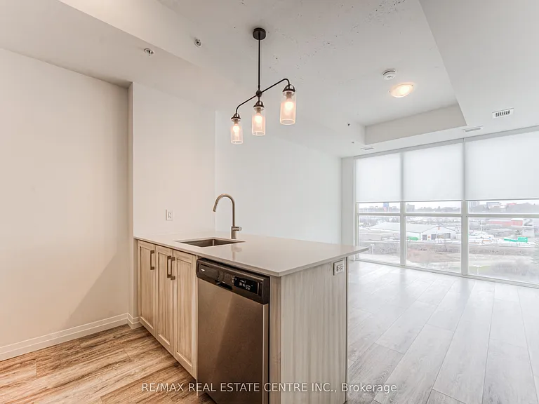 108 Garment St #810 — Photo 10