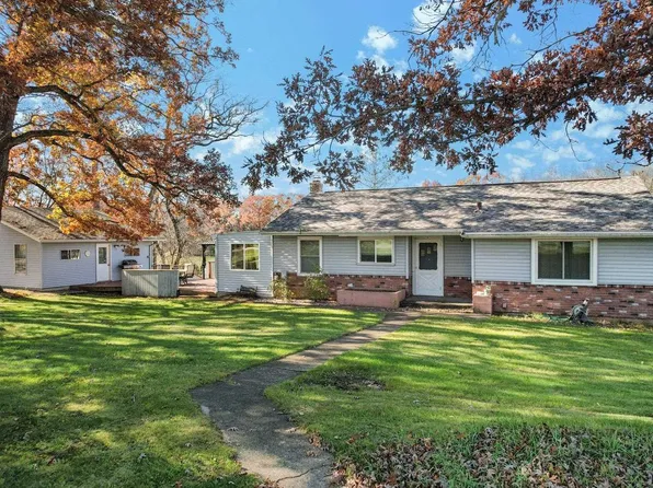 787 County Road N, Stoughton, WI 53589