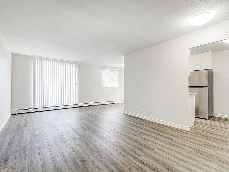 291 Brant Ave — Photo 16