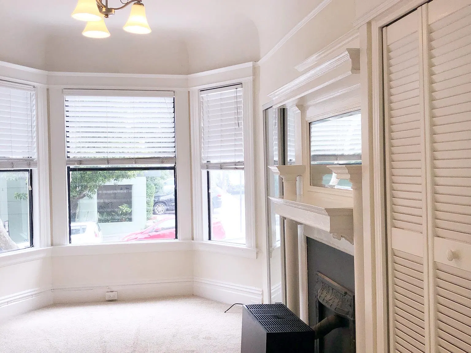 144 Carl St — Photo 3