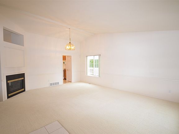 3rd image of 22902 E Settler Dr
