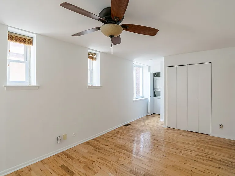 1137 Pine St #103 — Photo 10