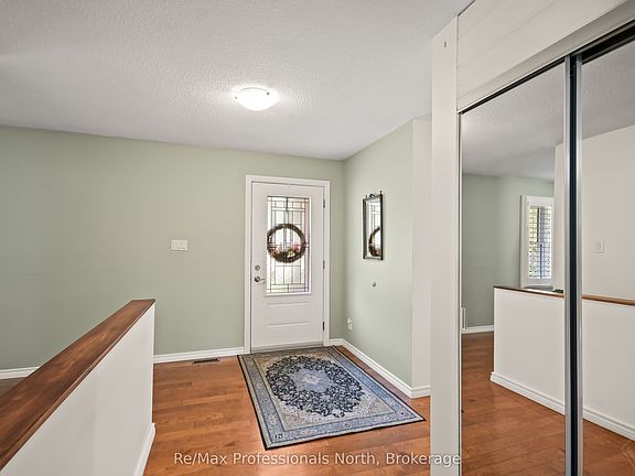 5th image of 66 Westvale Dr