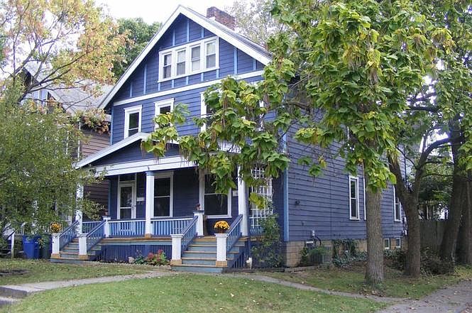 1st image of 109 E Blake Ave