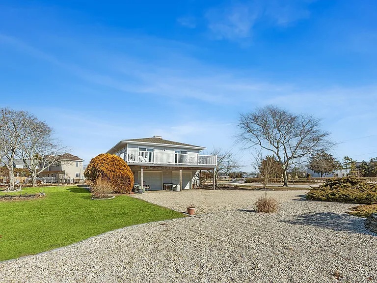 36 Nautilus Dr — Photo 21