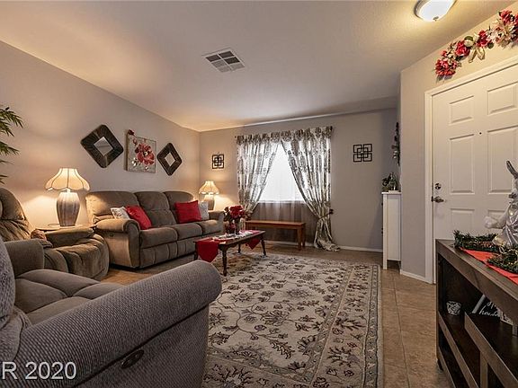 4th image of 10218 Cainito St