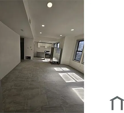 3 bed, 1200 sqft, $2,150 — Photo 2