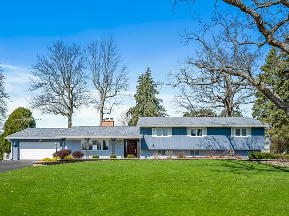 1245 Forest Hill Dr, Marion, OH 43302