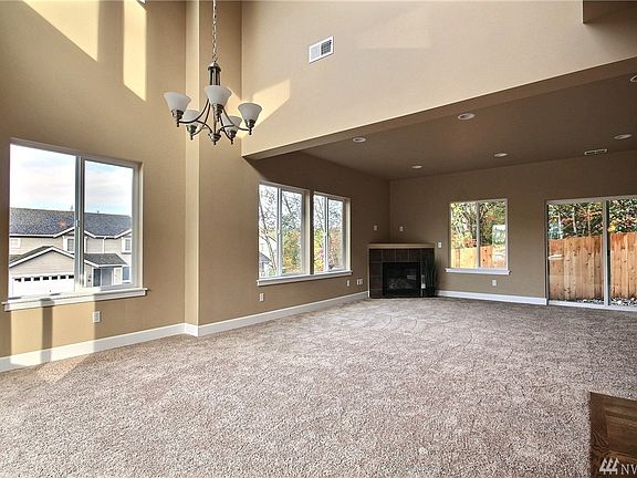4th image of 4501 42nd St NE