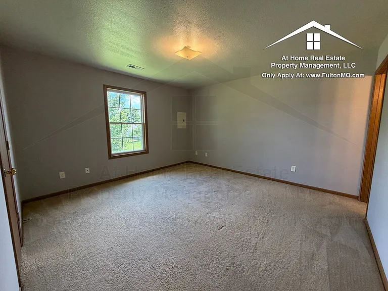 427429 Sabre Cir — Photo 20