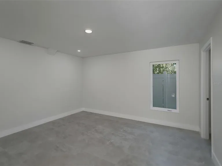 310 Hibiscus St #B — Photo 8