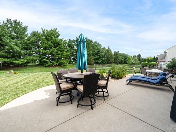 5th image of 6228 Amberley Ct