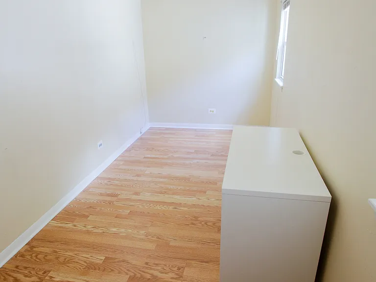 909 S Aberdeen St #2F — Photo 5