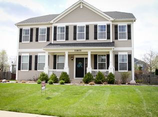 11601 Beacon Ave, Huntley, IL 60142
