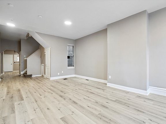4th image of 1842 N 16th St