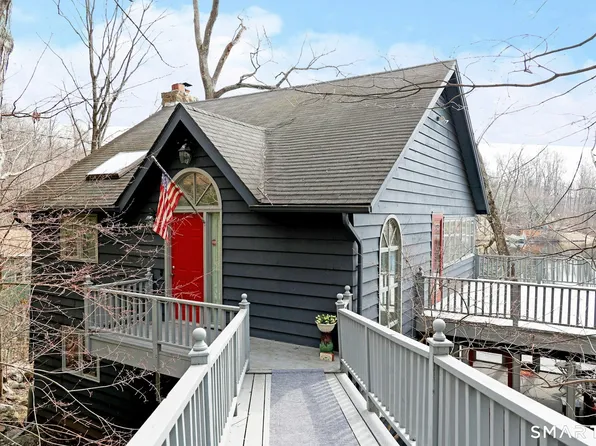 159 Mountain Road, Ridgefield, CT 06877