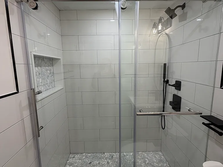 1513 W Stiles St #1 — Photo 14