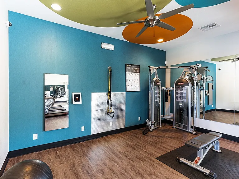 CHANDLER APARTMENT HOMES — Photo 17