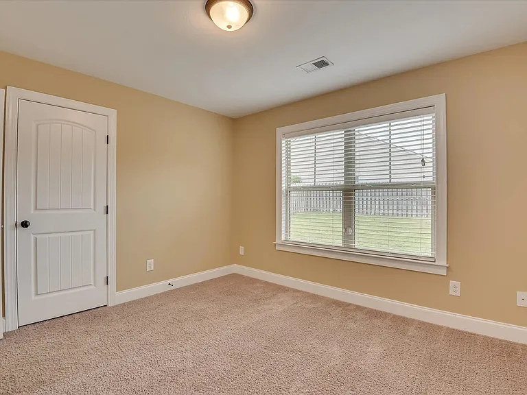 621 Shipley Ave — Photo 25