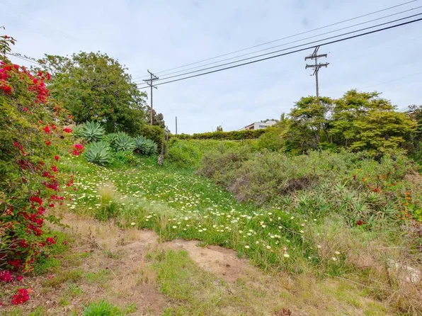 225 Mozart Ave, Cardiff, CA 92007