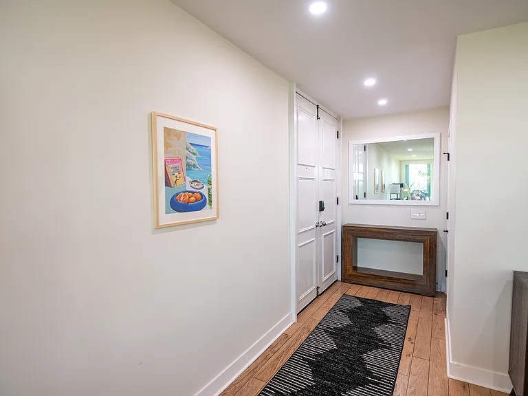 8401 Fountain Ave #4 — Photo 7
