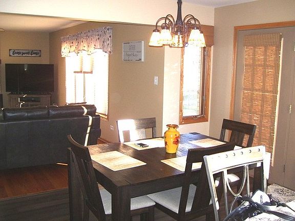 4th image of 8731 Brown Ln