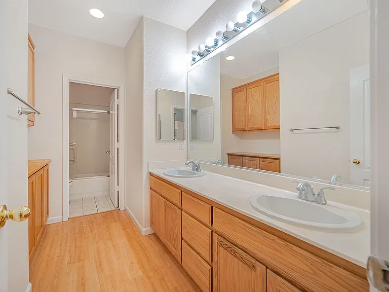 48900 Sauvignon Ct — Photo 34