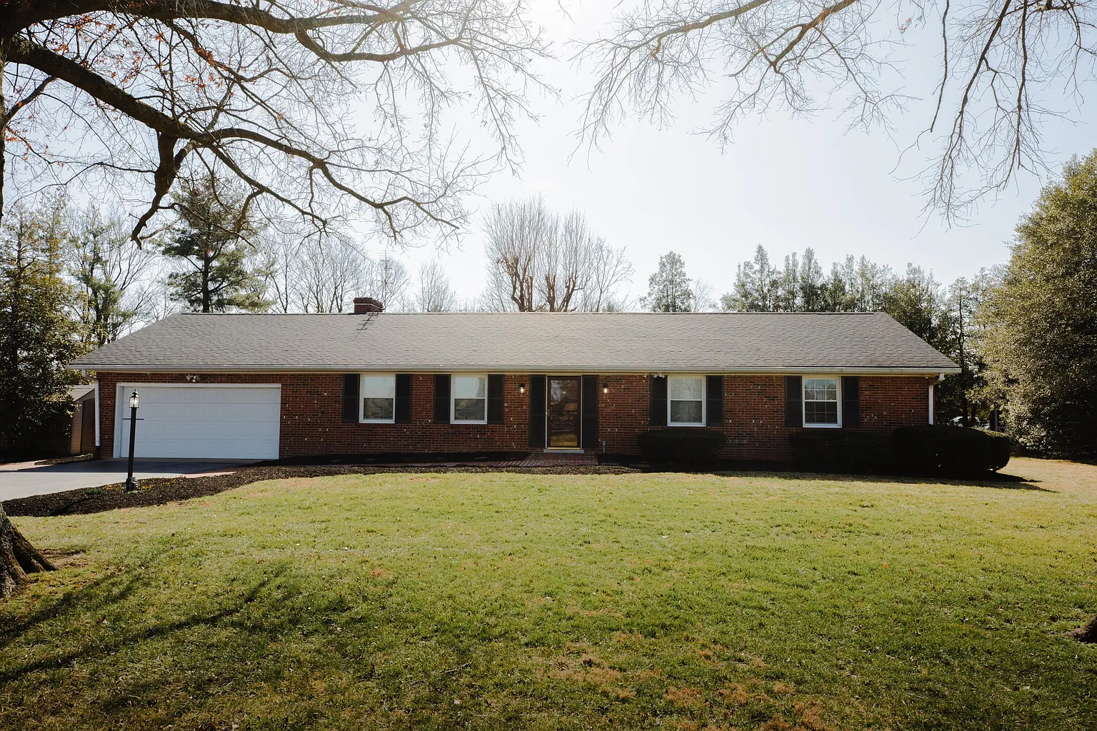 4660 Athens Walnut Hill Pike photo 1