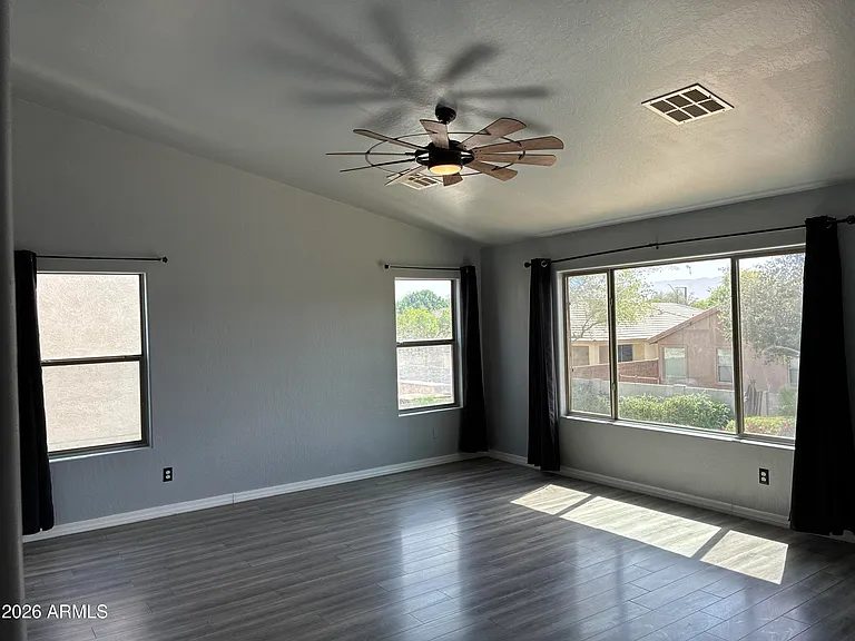 9226 N 182nd Dr — Photo 25