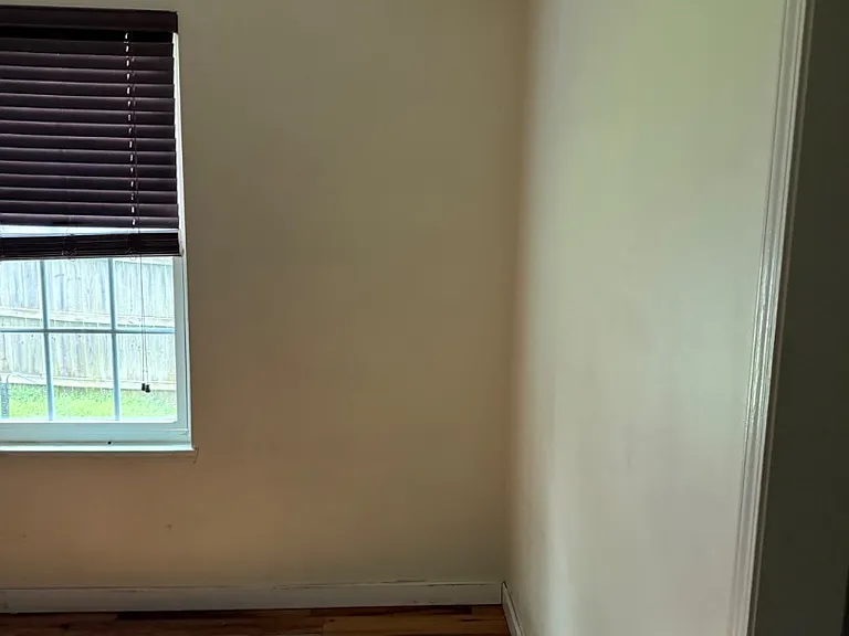 154 Brook Ct — Photo 5