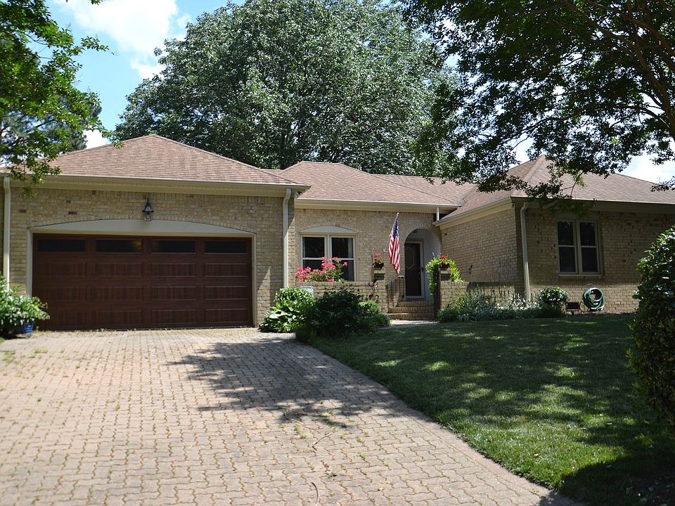 1432 Sir Richard Road