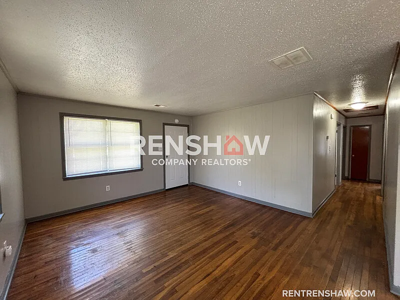Building Photo - 163 Navy Dr