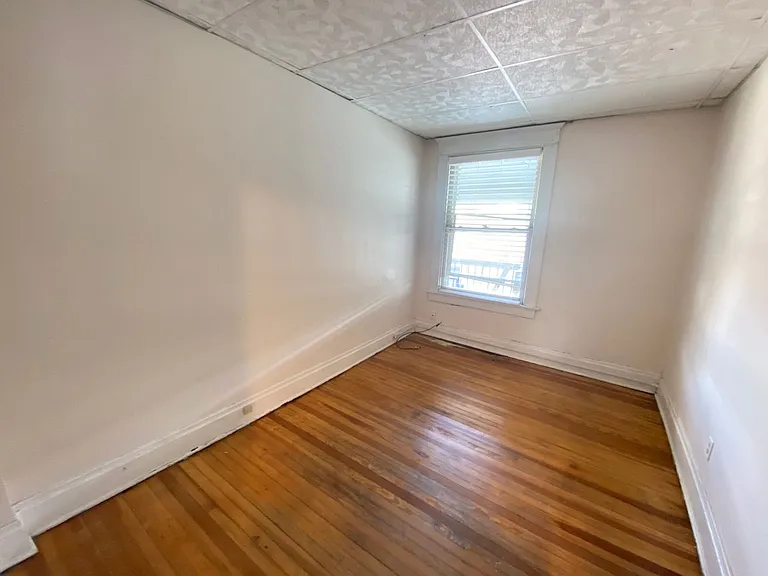 E Norwich Ave 4-16 SSR — Photo 7