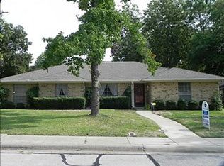 306 Roma Dr, Duncanville, TX 75116