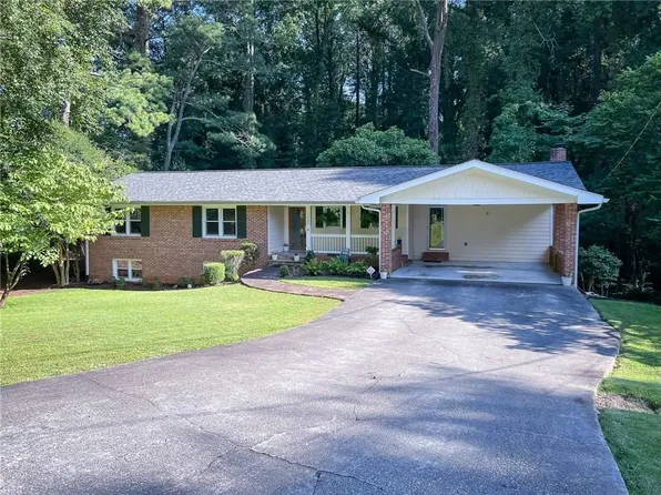 1980 Deren Way, Atlanta, GA 30345