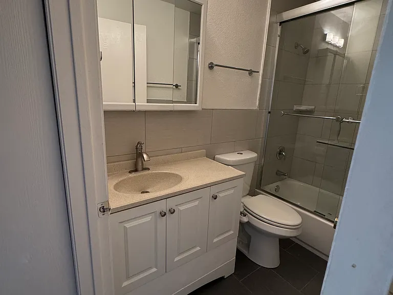 Pinon Manor — Photo 21