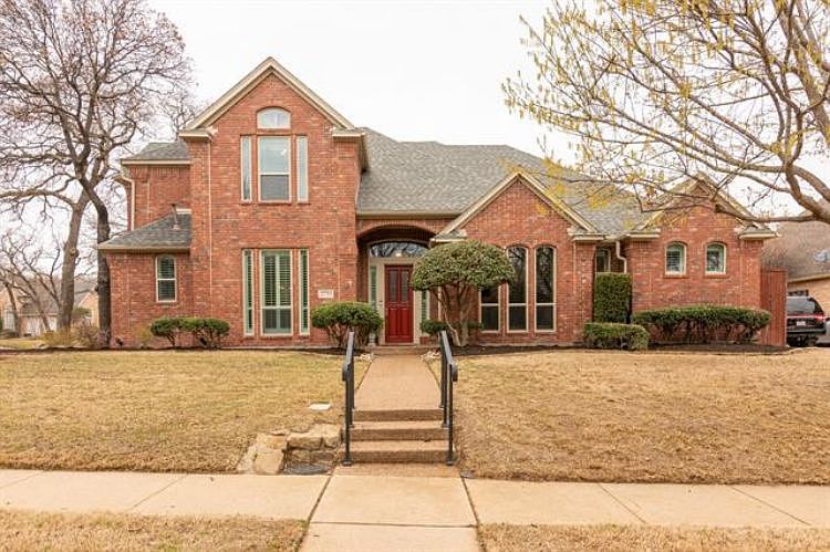 1st image of 2720 Mesquite Ln