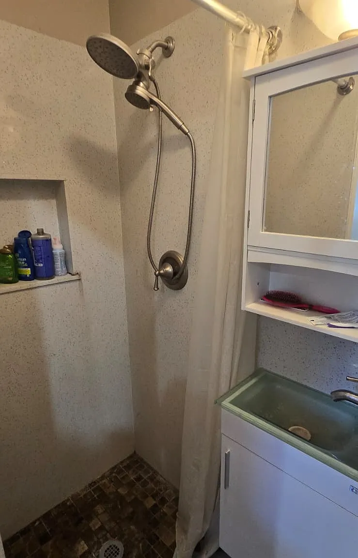 Studio, 135 sqft, $2,000 — Photo 4