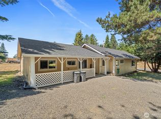 1849 Gerber St, Raymond, WA 98577