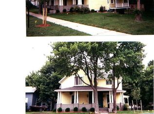 322 5th Ave, Manistee, MI 49660