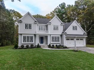 560 Oak St, Westwood, MA 02090