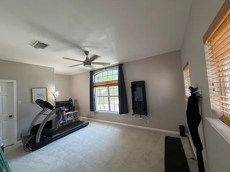 2536 Crenshaw Dr — Photo 20