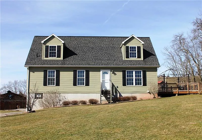 1370 Oak Lake Rd photo 1