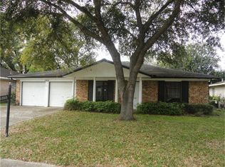 11818 S Ridgewood Cir, Houston, TX 77071