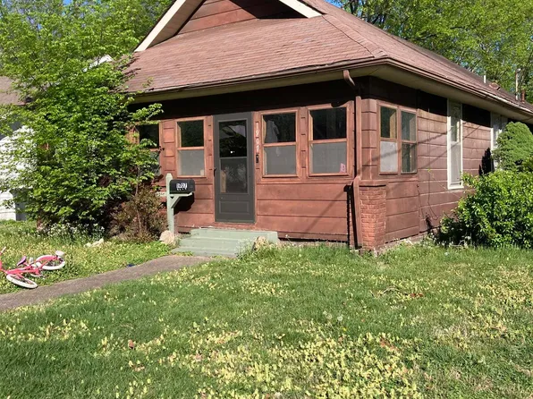 1907 Adams St, Paducah, KY 42003