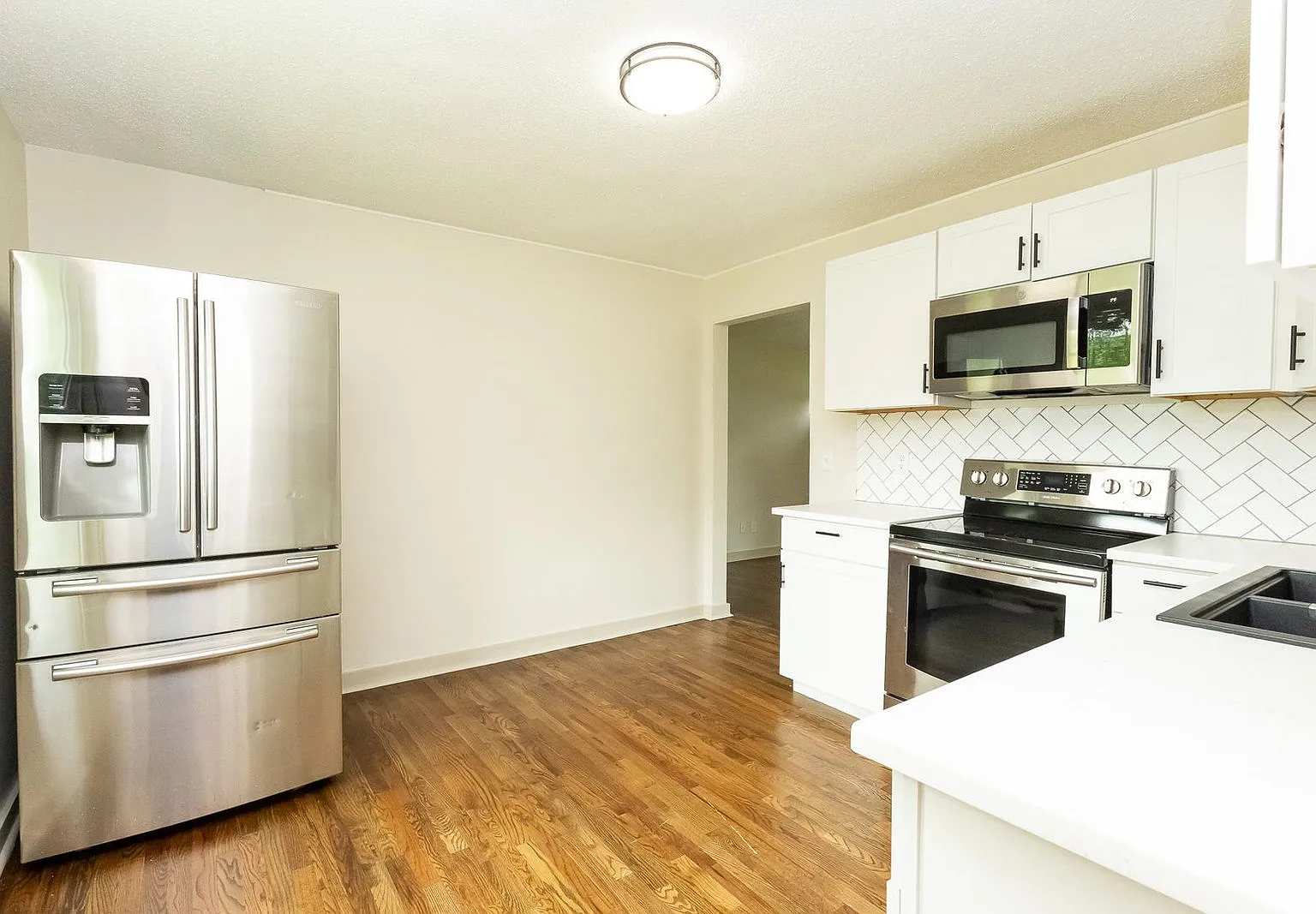 2 bed, 2.0 bath, $1,395 — Photo 1