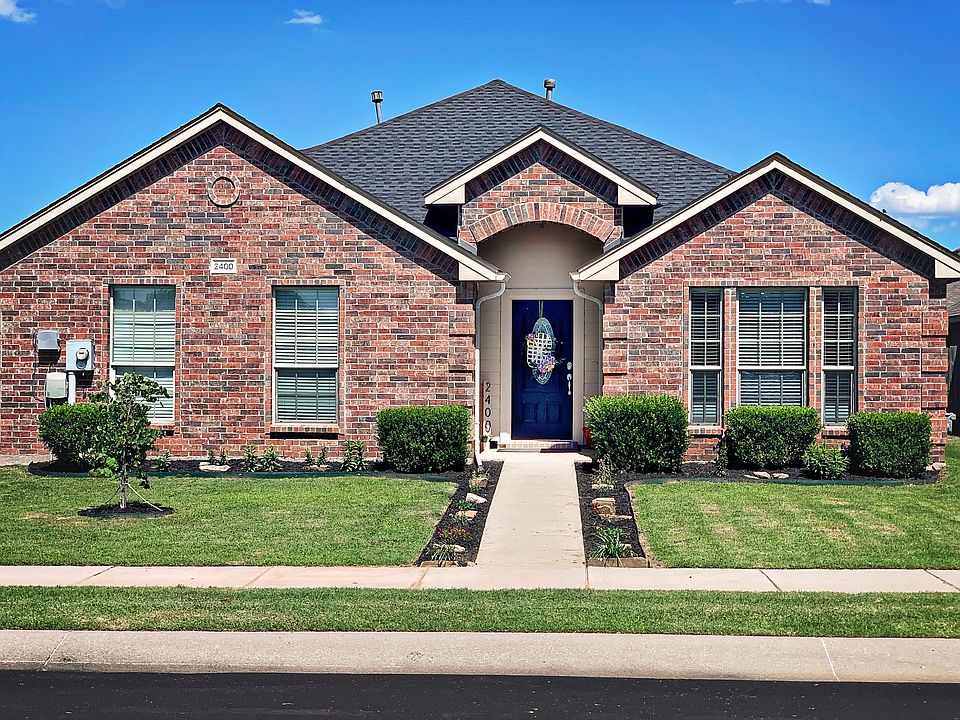 1st image of 2400 Chadsford Ln