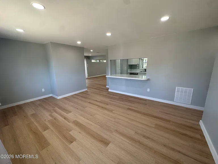 10 James Hollow Dr — Photo 3