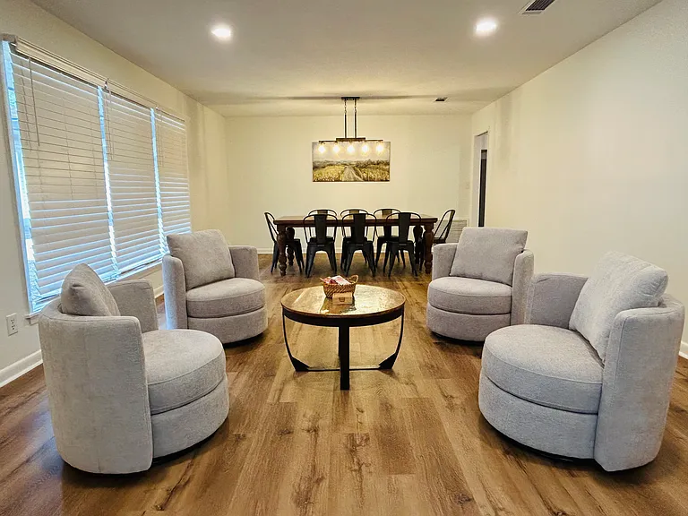 5505 Marblehead Dr — Photo 10
